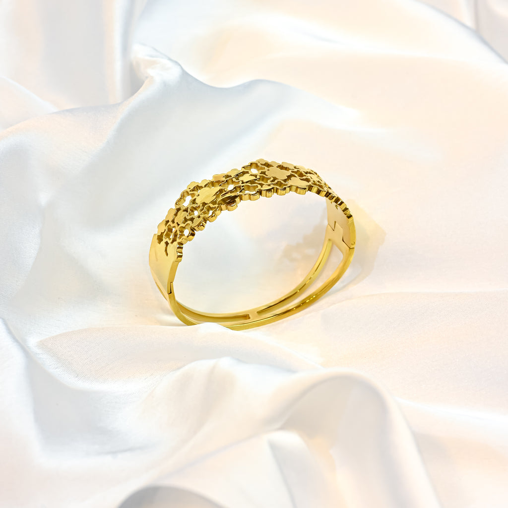 Lattice Glow Bracelet