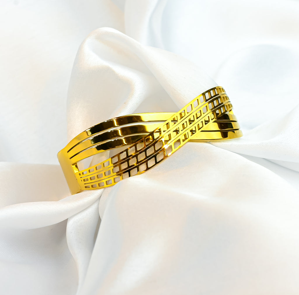 The Horizon Satin Cuff