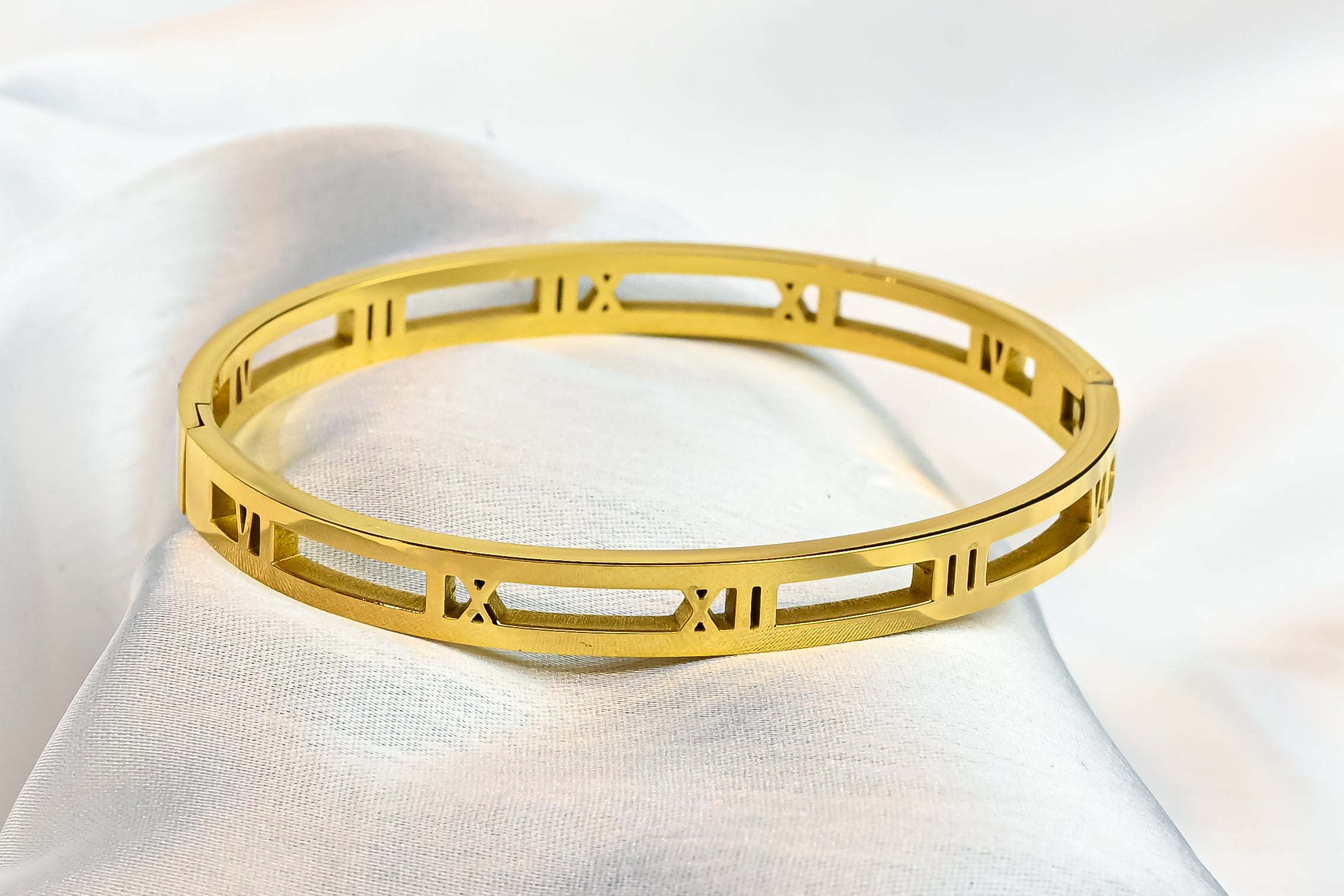 The Eternal Numeral Bangle