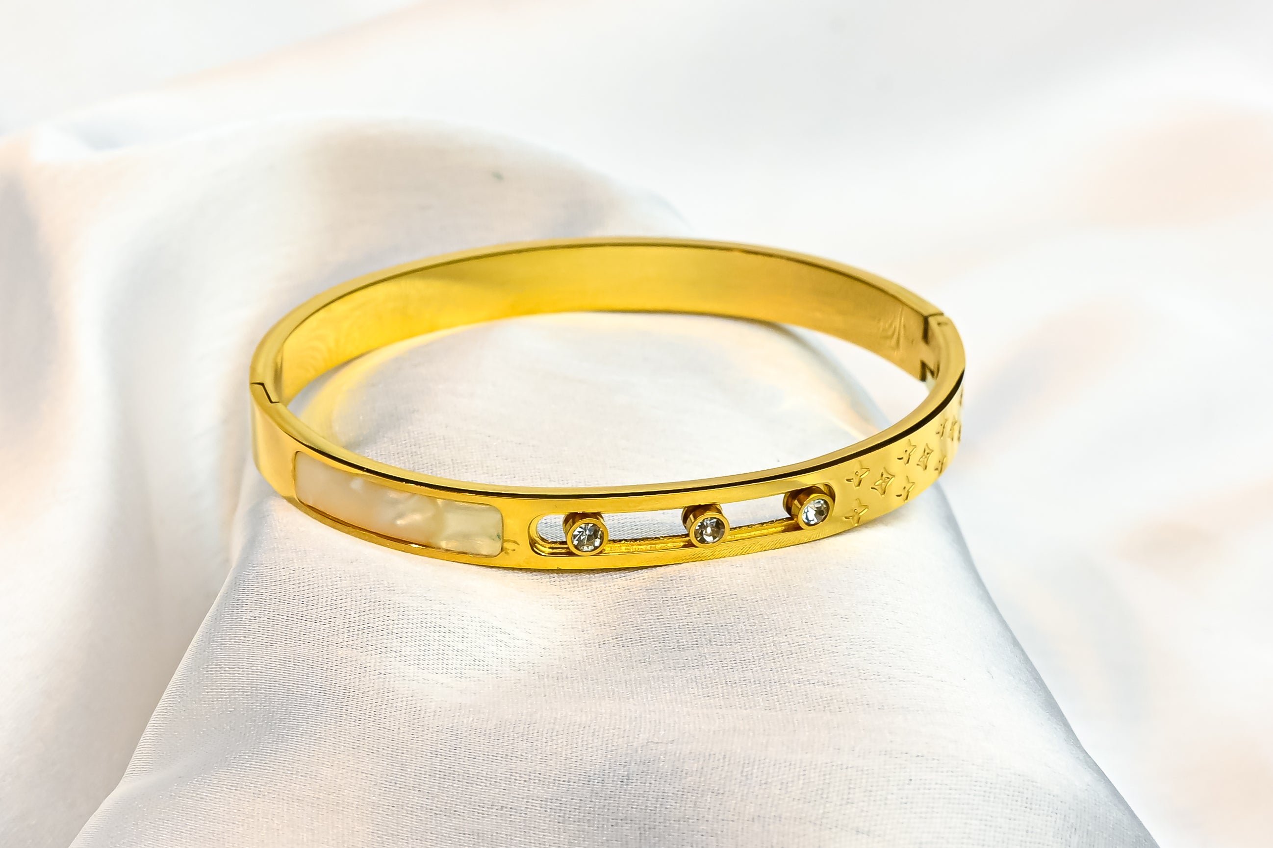 The Royale Inlay Bangle
