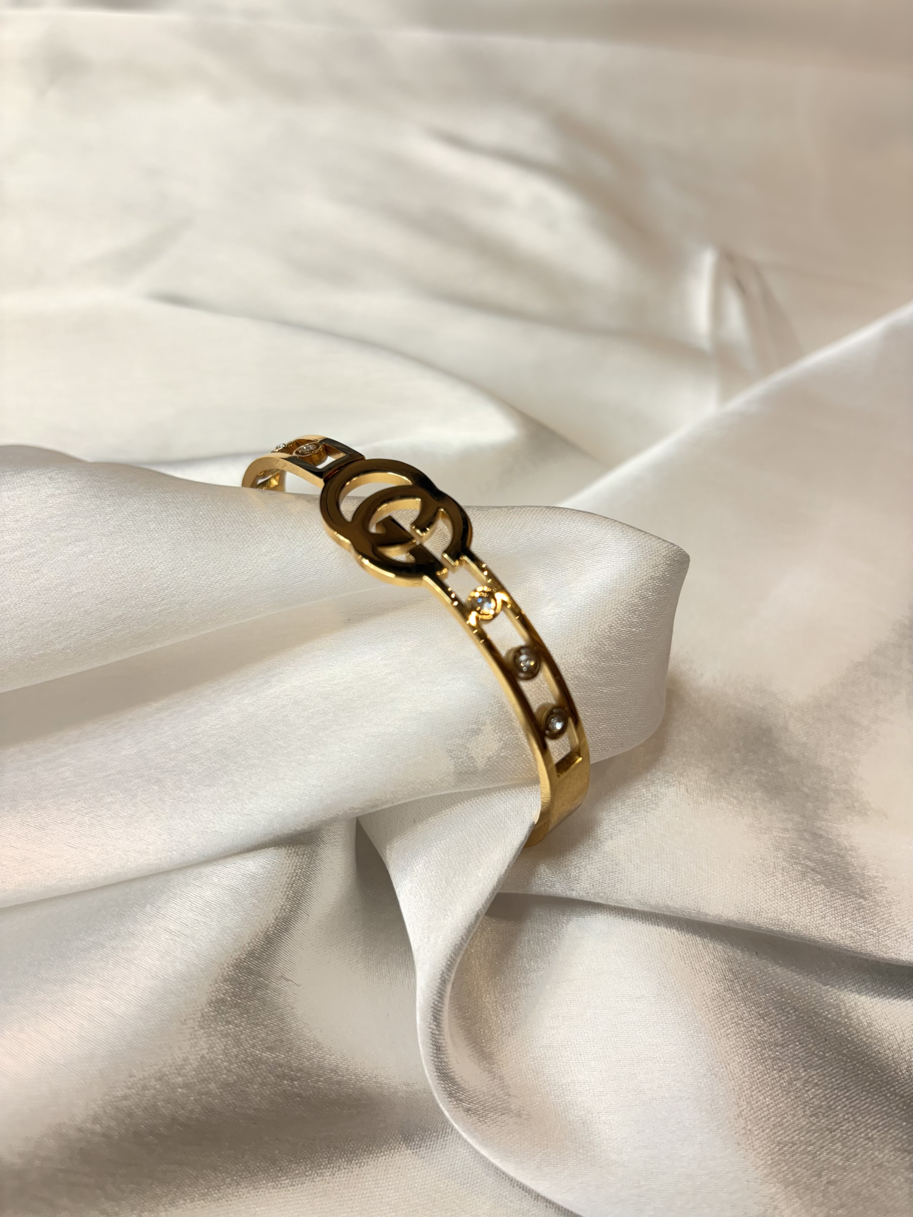 The “Interlock Signature” Anti-Tarnish Bangle