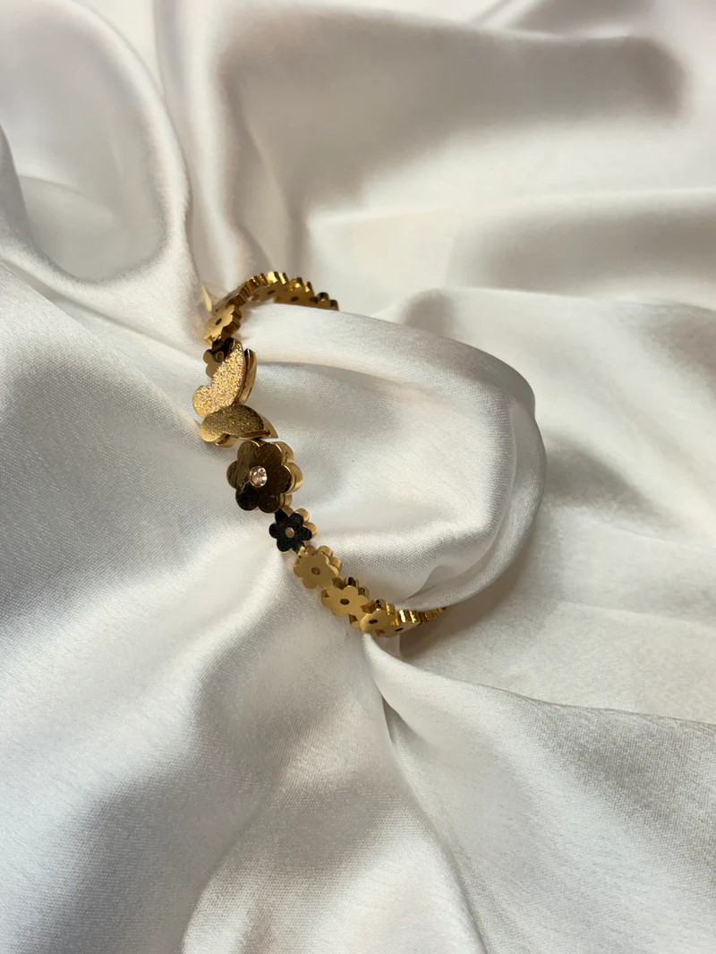 The “Midnight Bloom” Beaded Bracelet